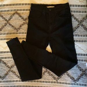 Levi’s skinny jeans